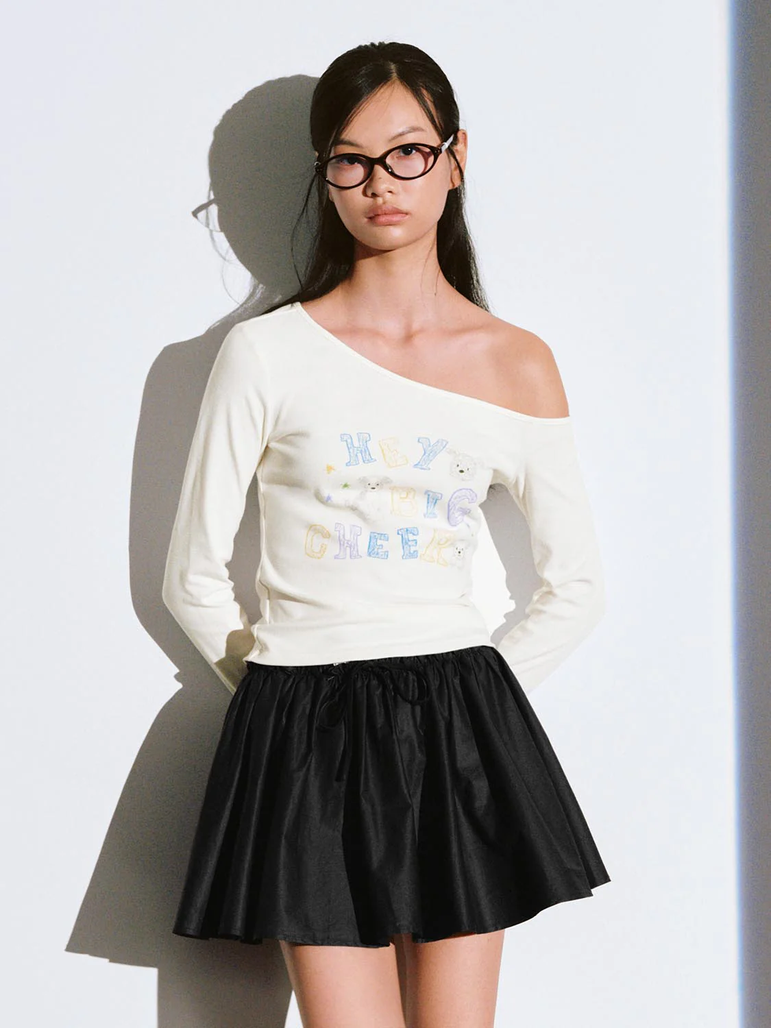 One Shoulder Printed Long Sleeve T-Shirts - Image 9