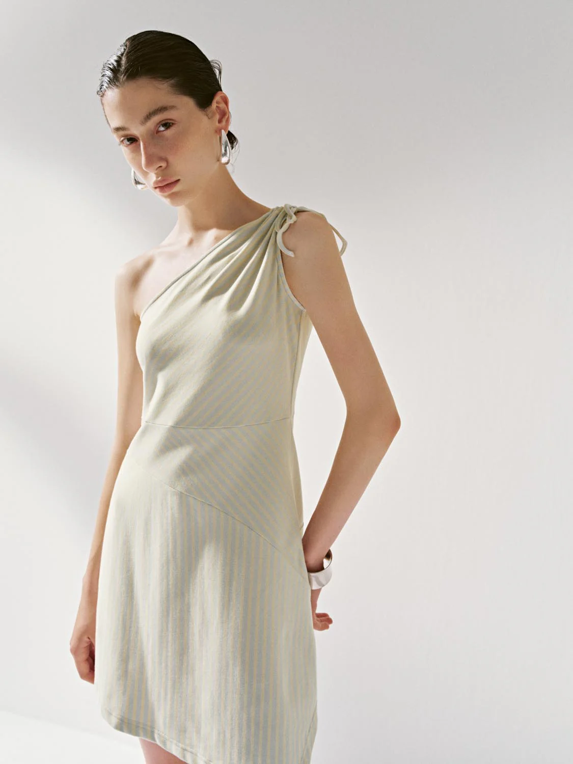One Shoulder Skinny-Fit Dresses - Image 2