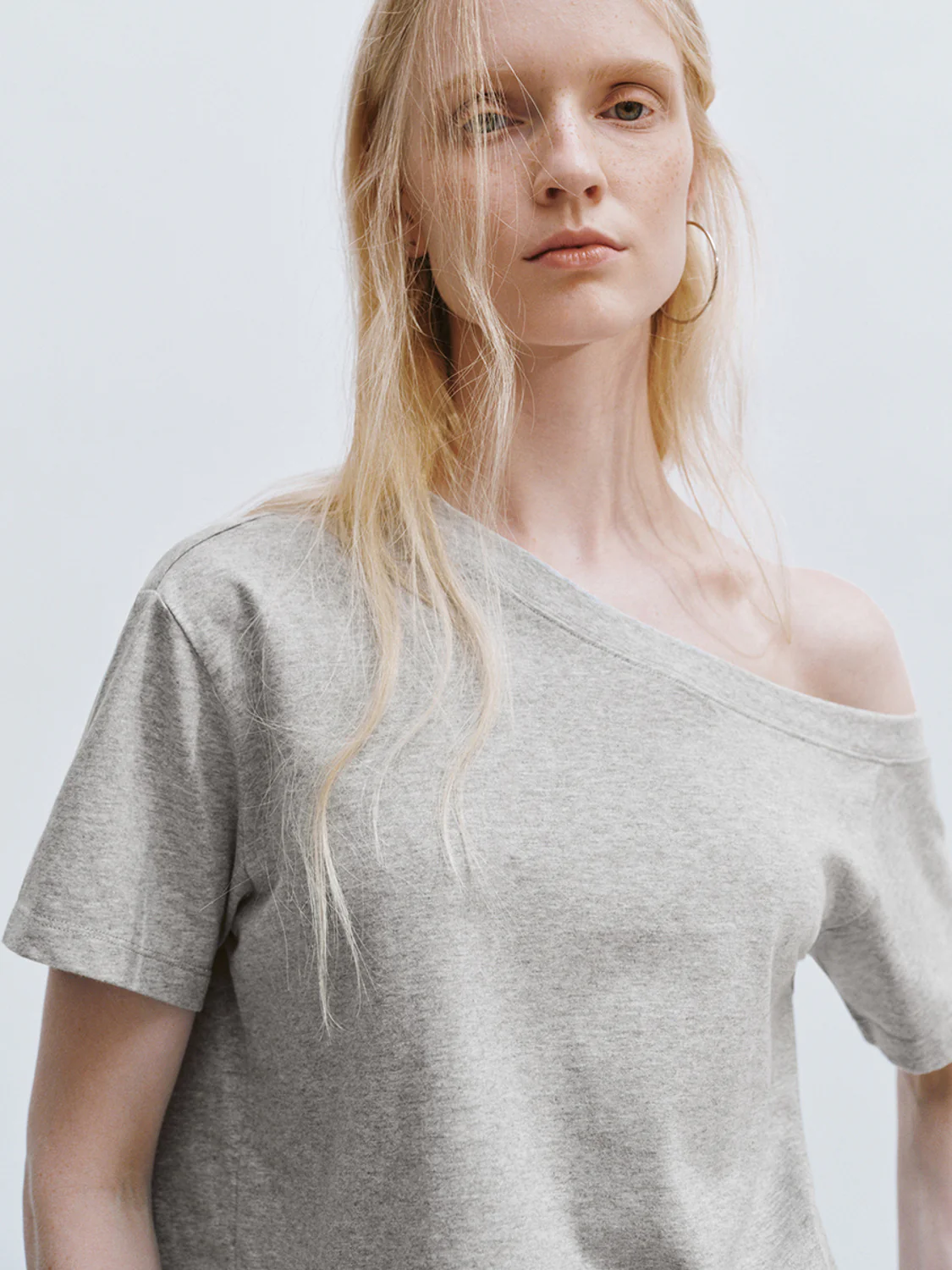 One Shoulder T-Shirts - Image 9