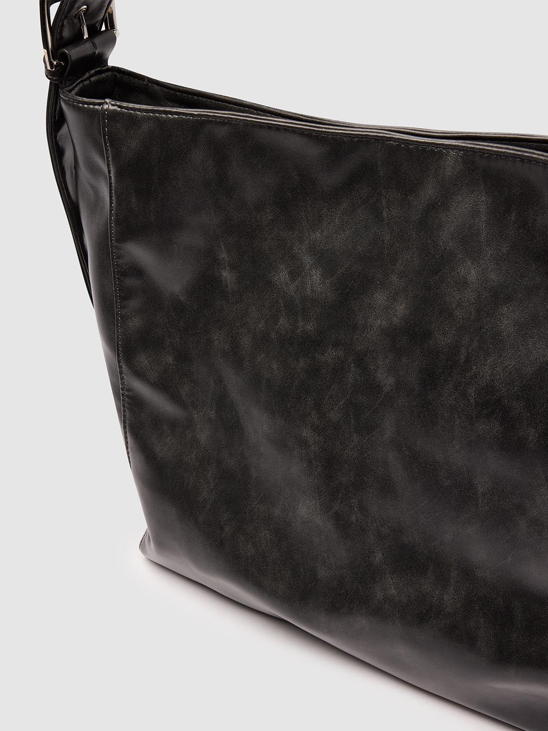 Oversize Crossbody Shoulder Bags - Image 4