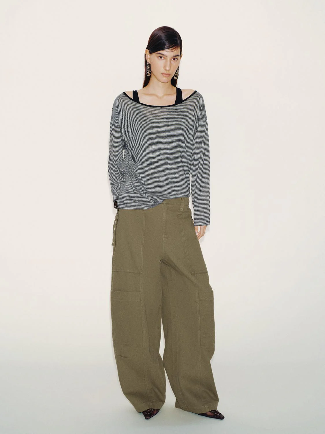 Oversized Cargo Tapered Pants - Image 6