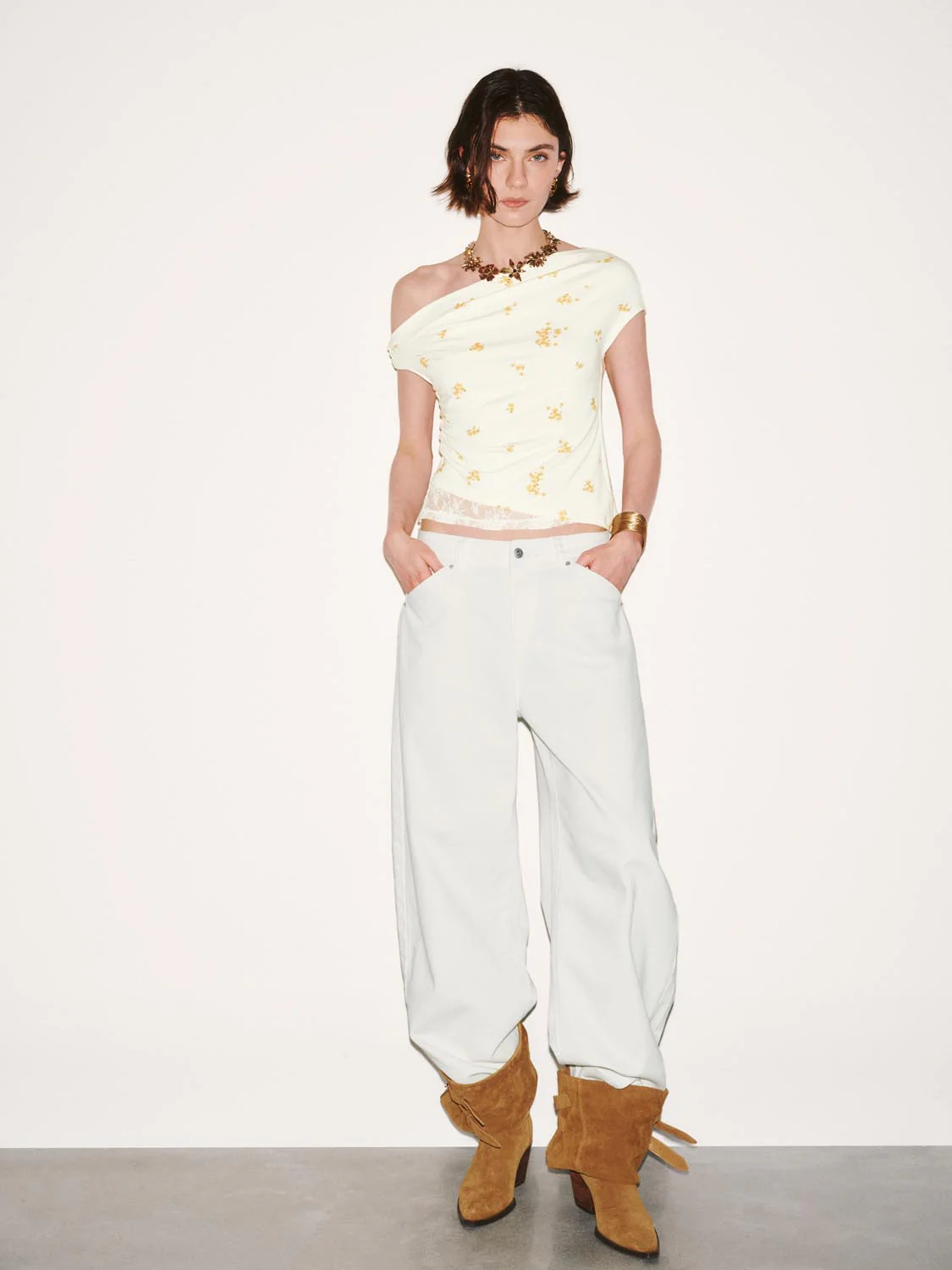 Printed One Shoulder Ruched Lace Trim T-Shirts - Image 4