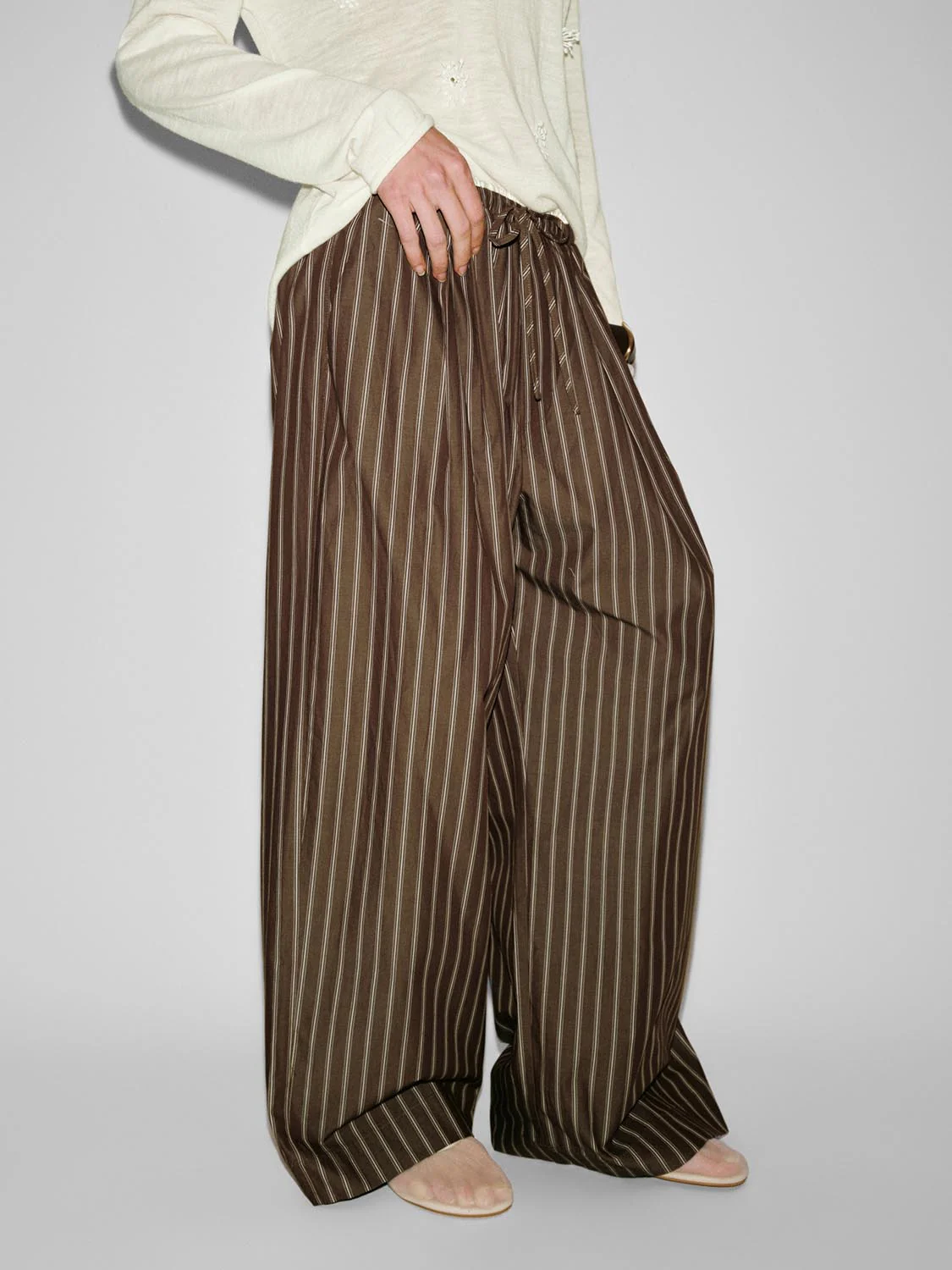 Pull On Contrast Striped Wide Leg Pants - Image 3