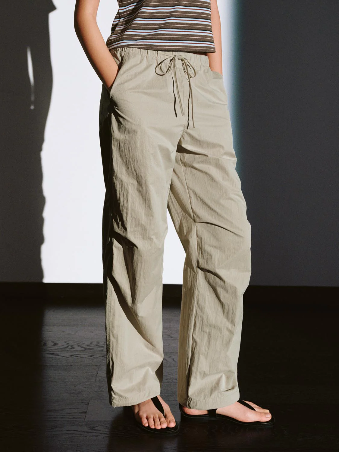 Pull On Drawstring Wide Leg Cargo Pants - Image 3