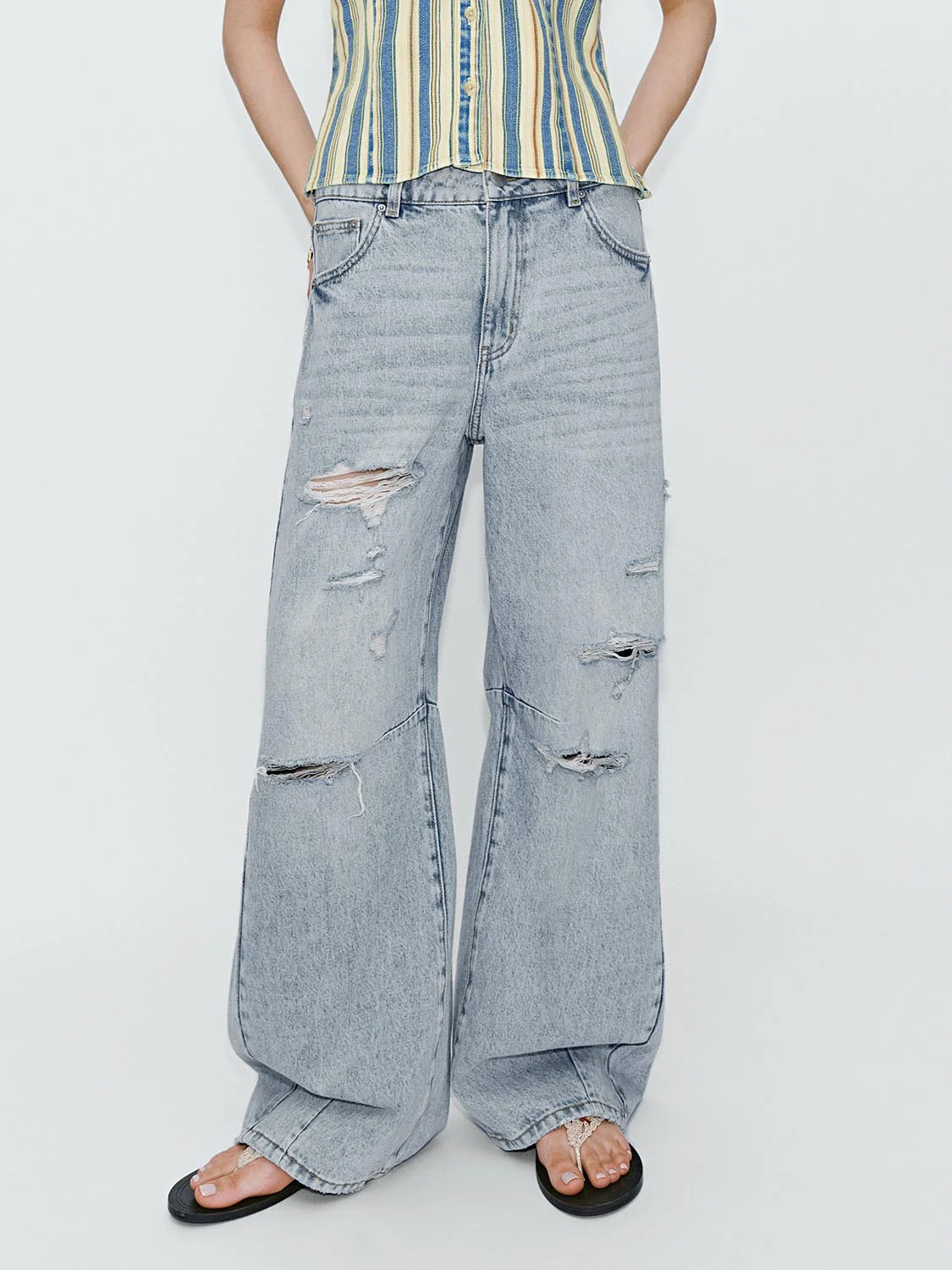 Raw Detail Wide Leg Jeans - Image 4