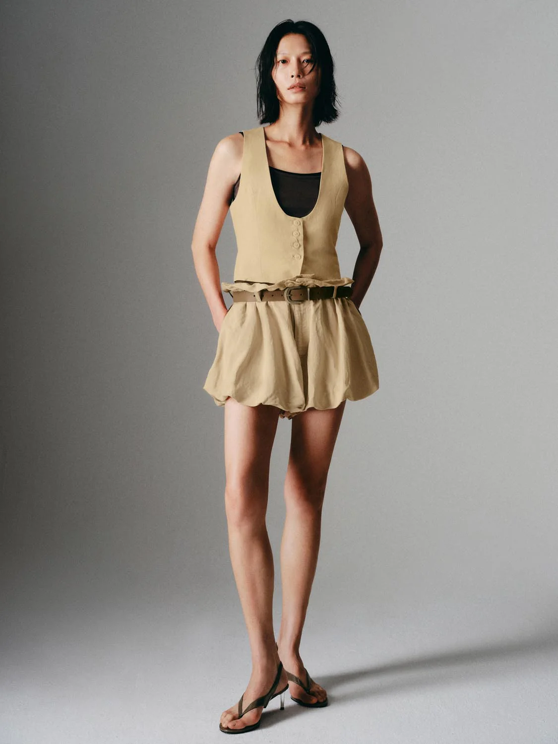 Ruffle Balloon Shorts - Image 7