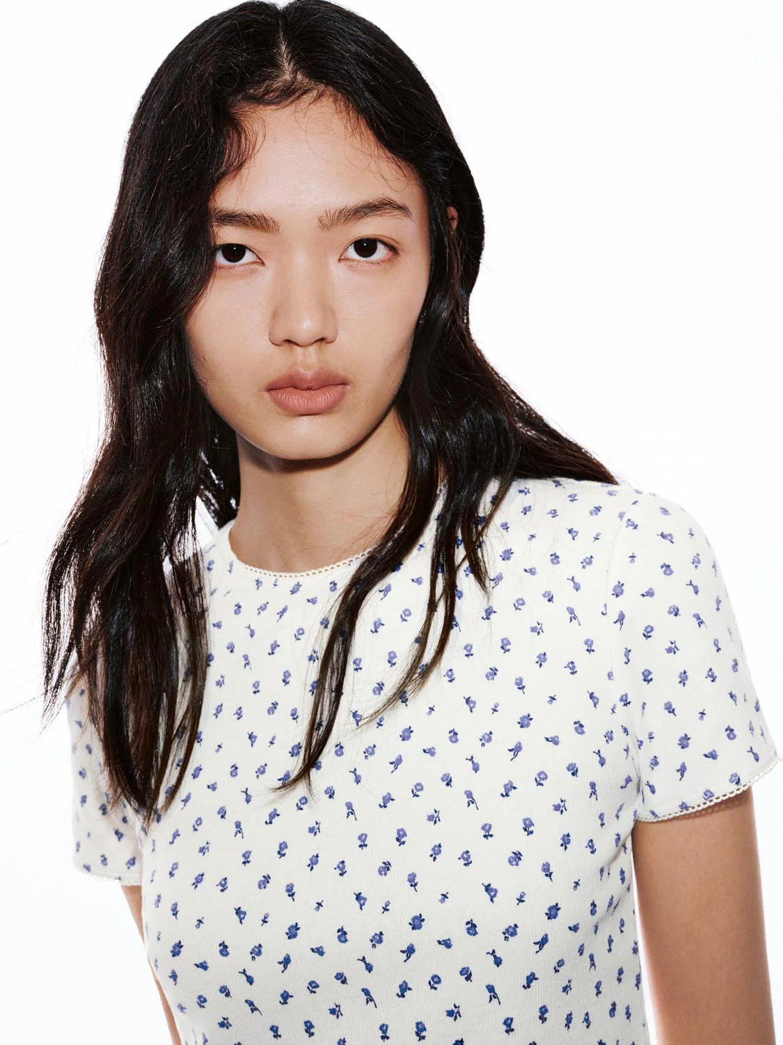 Ruffle Contrast Trim Polka Dotted Cropped T-Shirts - Image 3