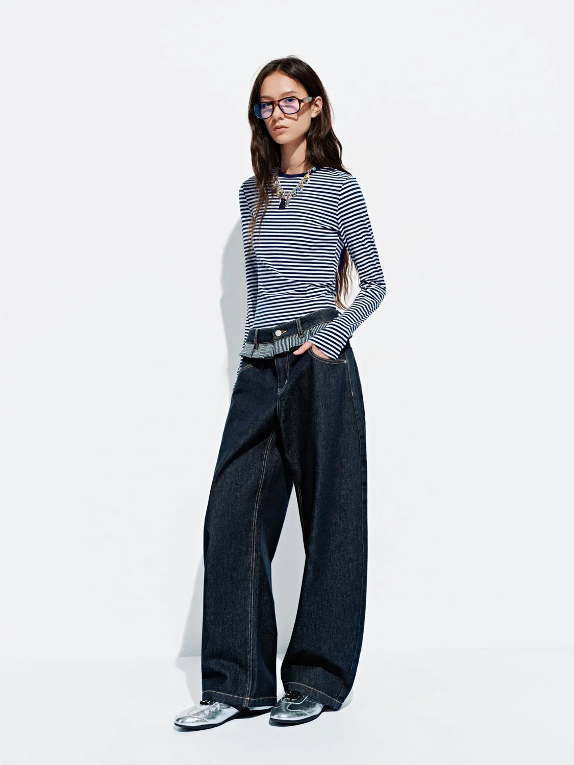 Ruffle Trim Barrel Leg Jeans - Image 6