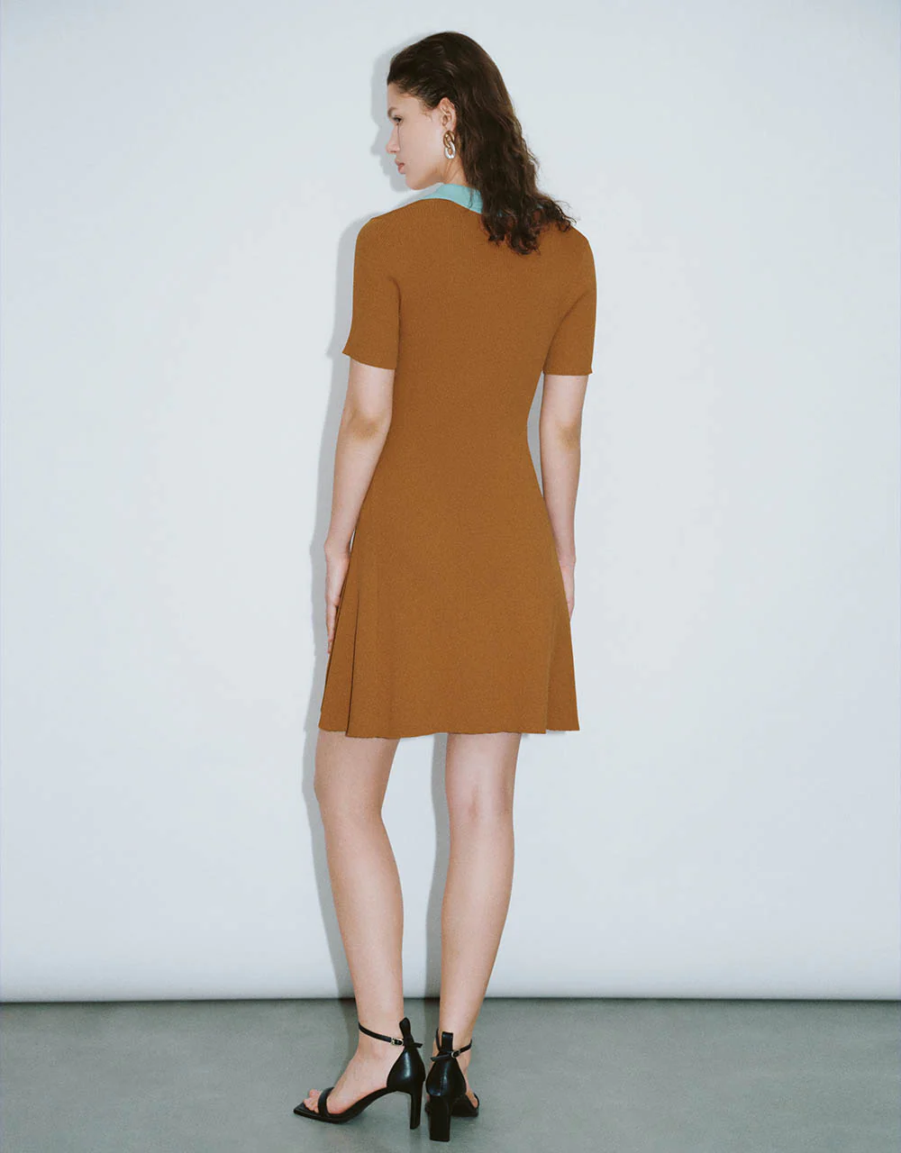 Sailor Collar Neck Knitted Dress - Image 14
