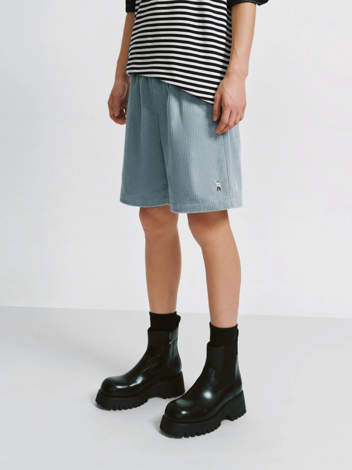 Shorts - Image 17