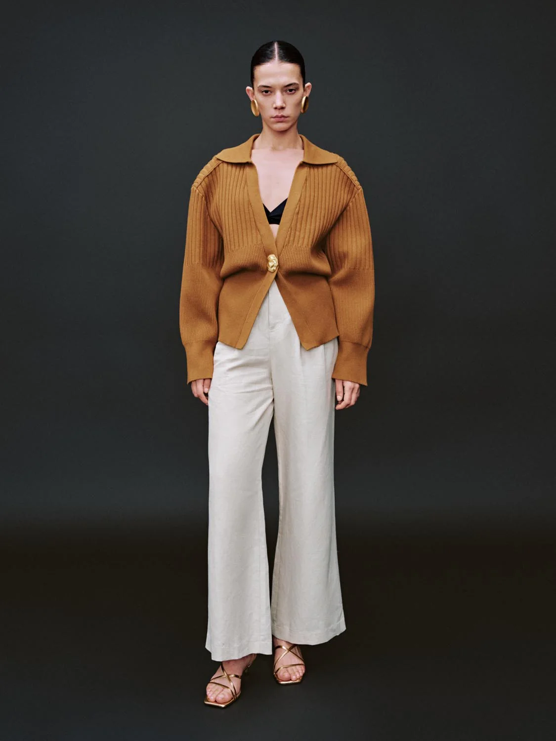 Single Button Collared Knitted Cardigans - Image 11