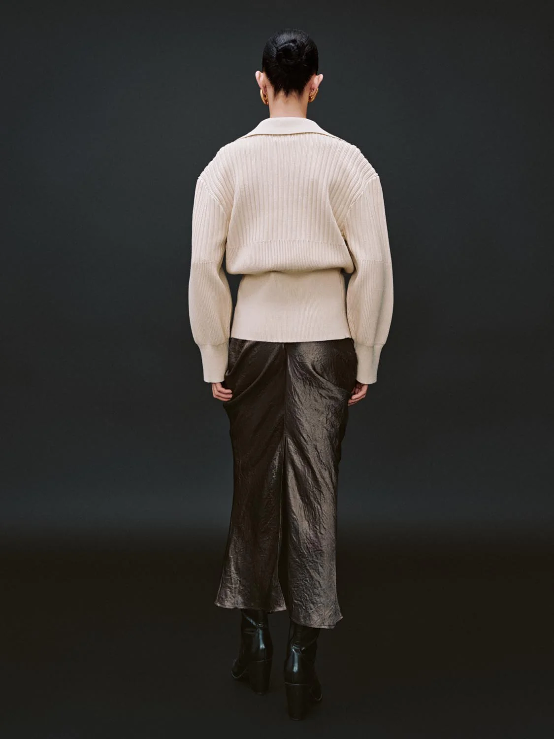 Single Button Collared Knitted Cardigans - Image 27