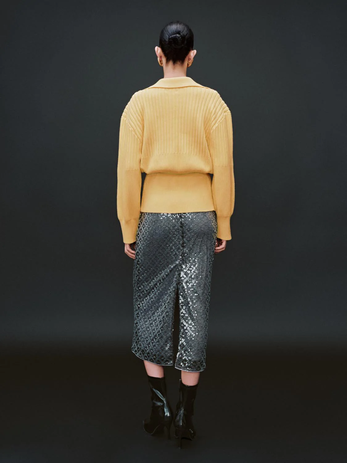 Single Button Collared Knitted Cardigans - Image 48