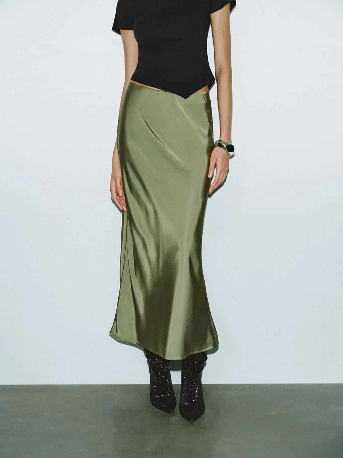 Skip Fishtail Skirts - Image 2