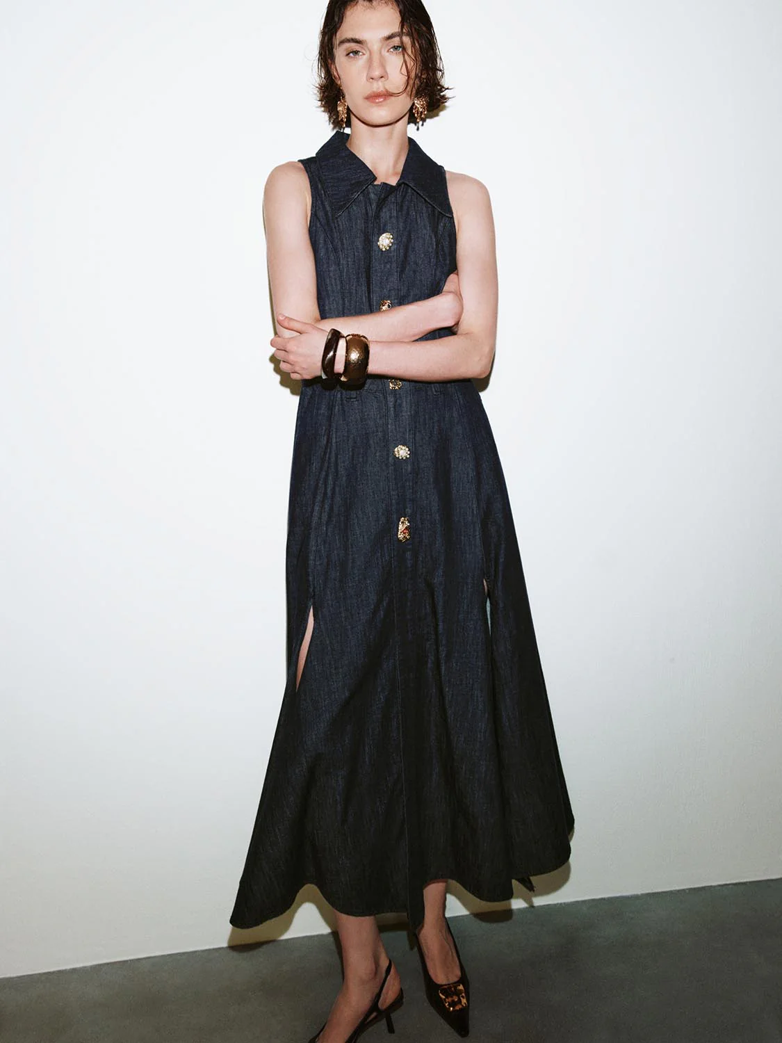 Sleeveless Button Detail Pleated Denim Dresses