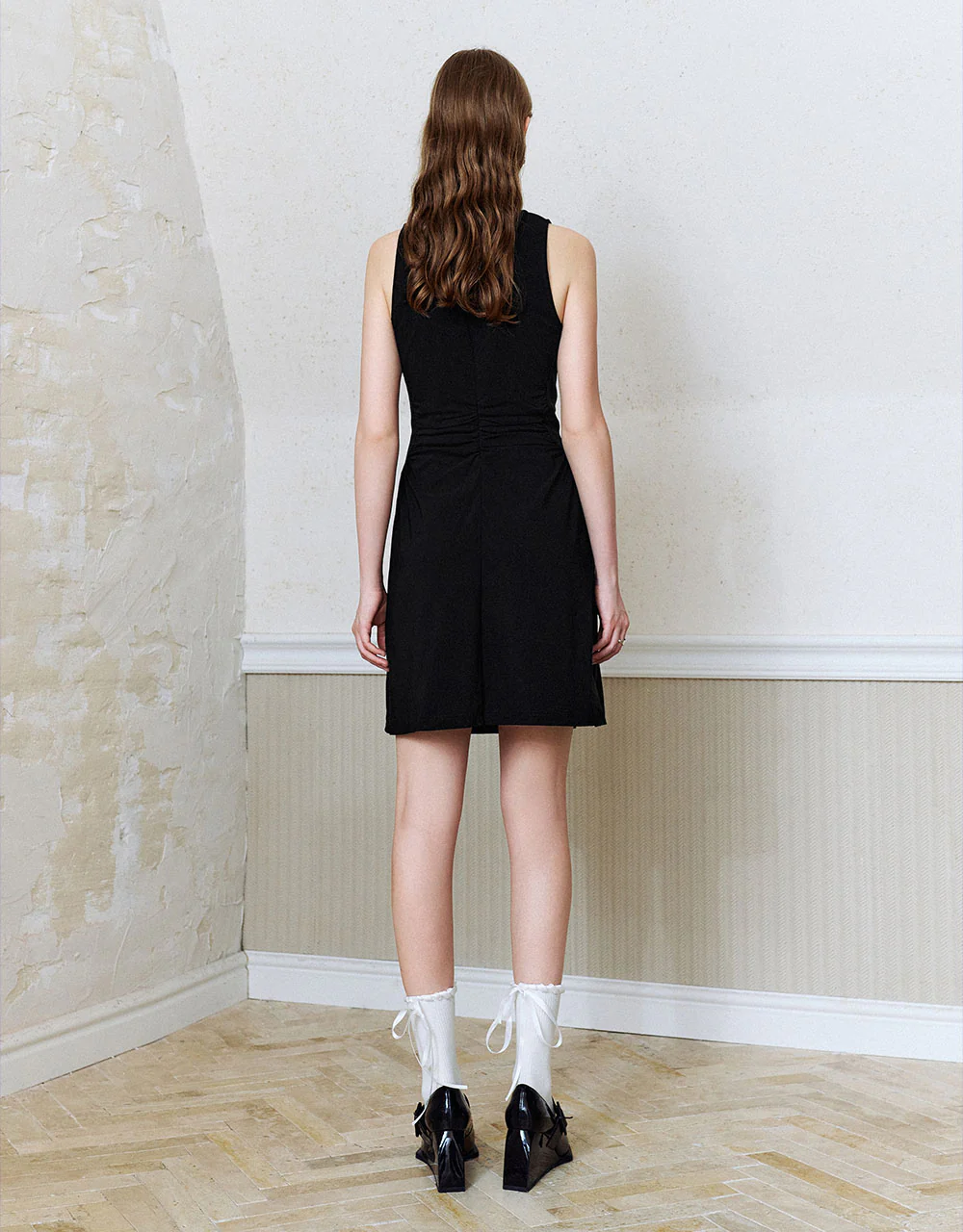 Sleeveless Crew Neck A-Line Dress - Image 30