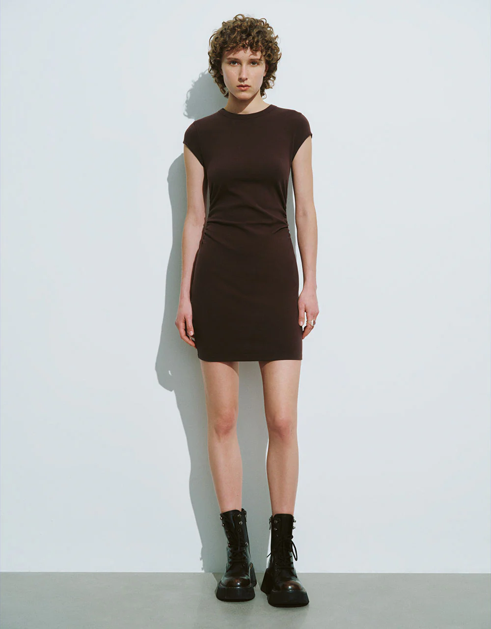 Sleeveless Crew Neck Skinny Dress - Image 8