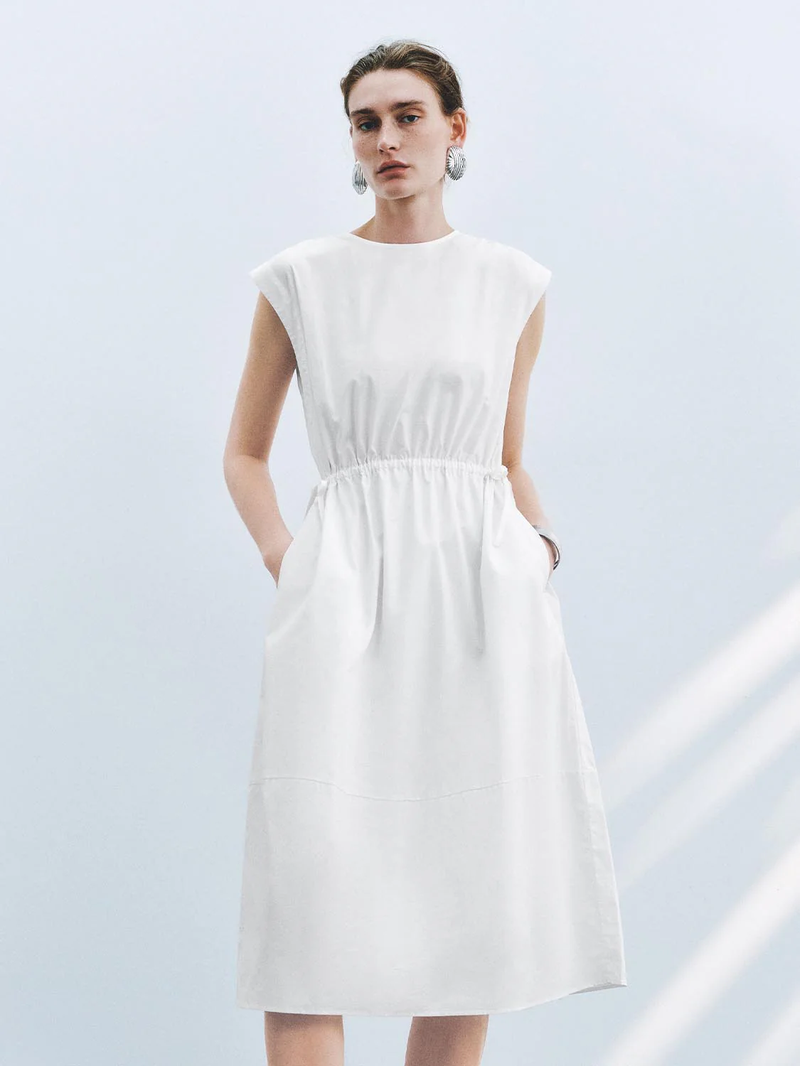 Sleeveless Straight Dresses