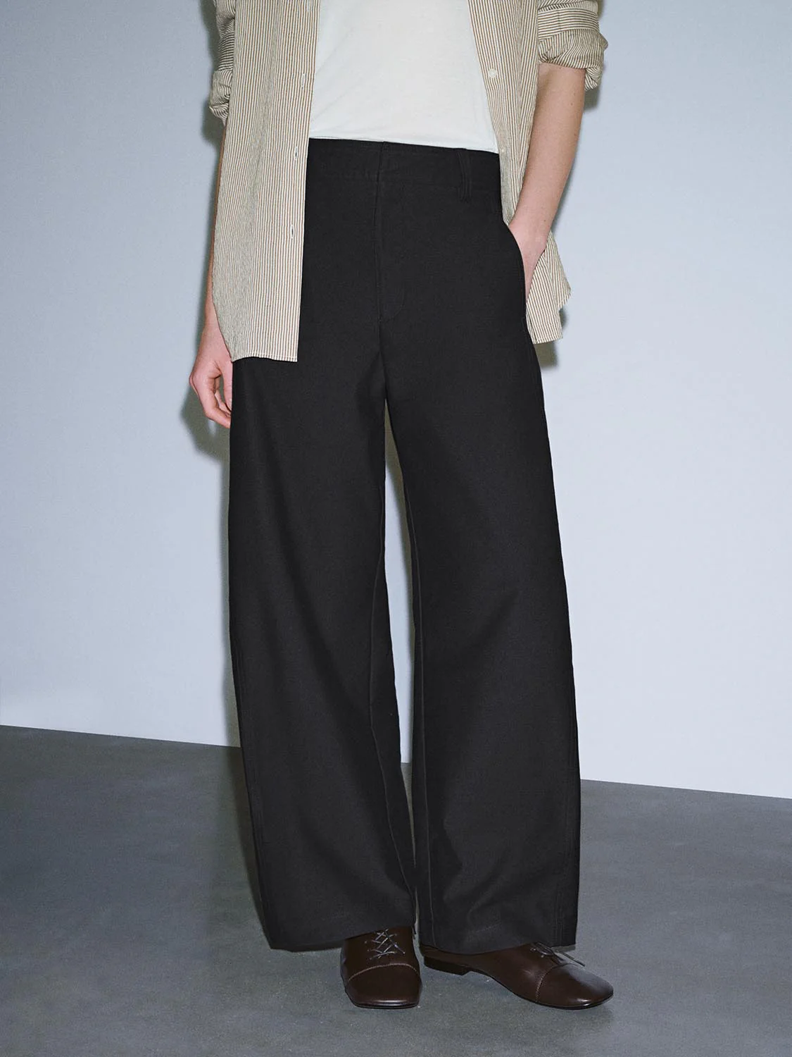 Solid Barrel Leg Pants