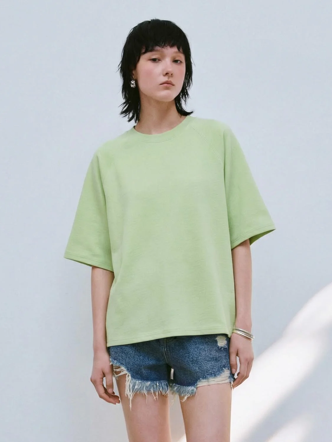 Solid Loose Fit Crew Neck T-Shirts