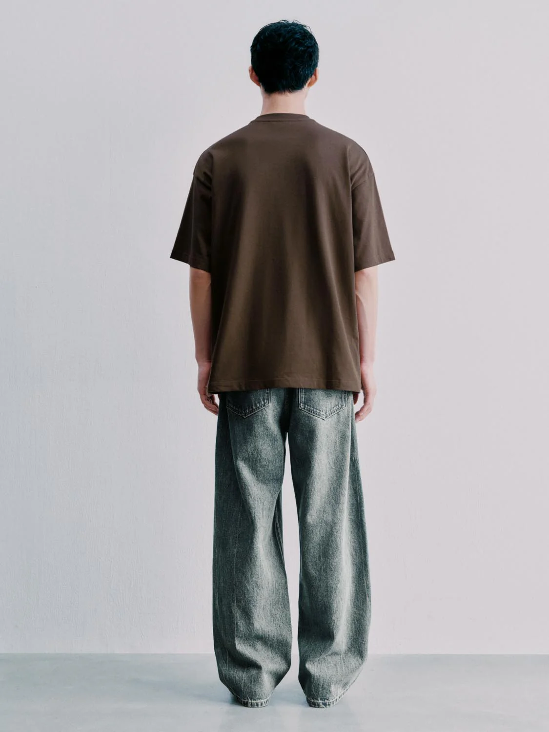 Straight Leg Jeans - Image 4