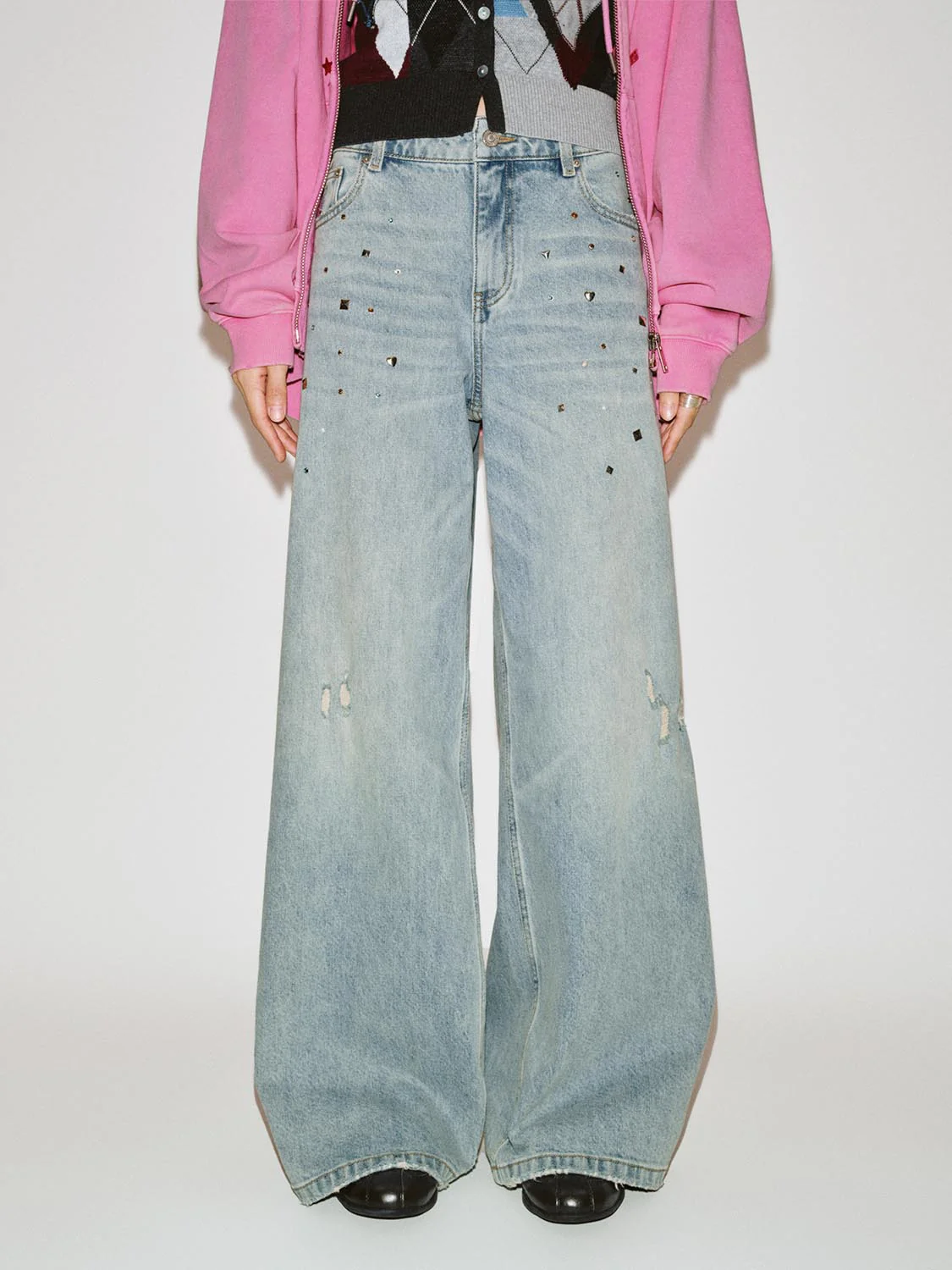 Studded Raw Detail Wide Leg Jeans - Image 9
