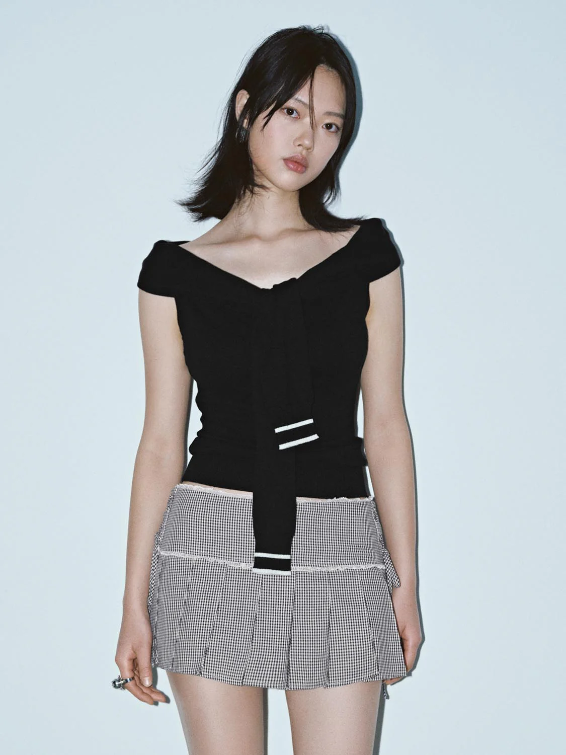 Tie Front Off Shoulder Knitted T-Shirts - Image 10