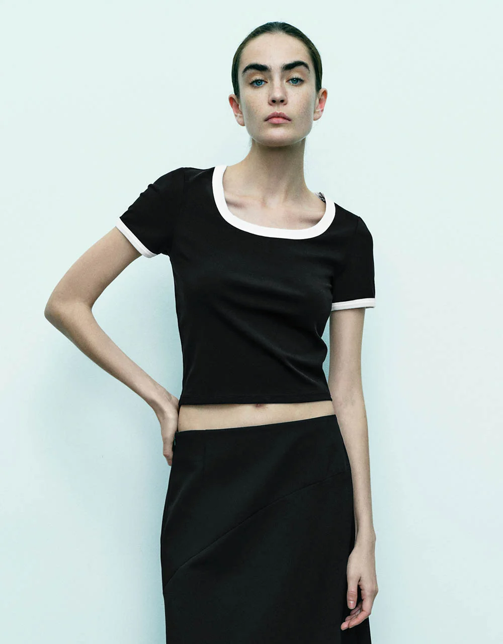 U Neck Knitted Skinny T-Shirt - Image 17