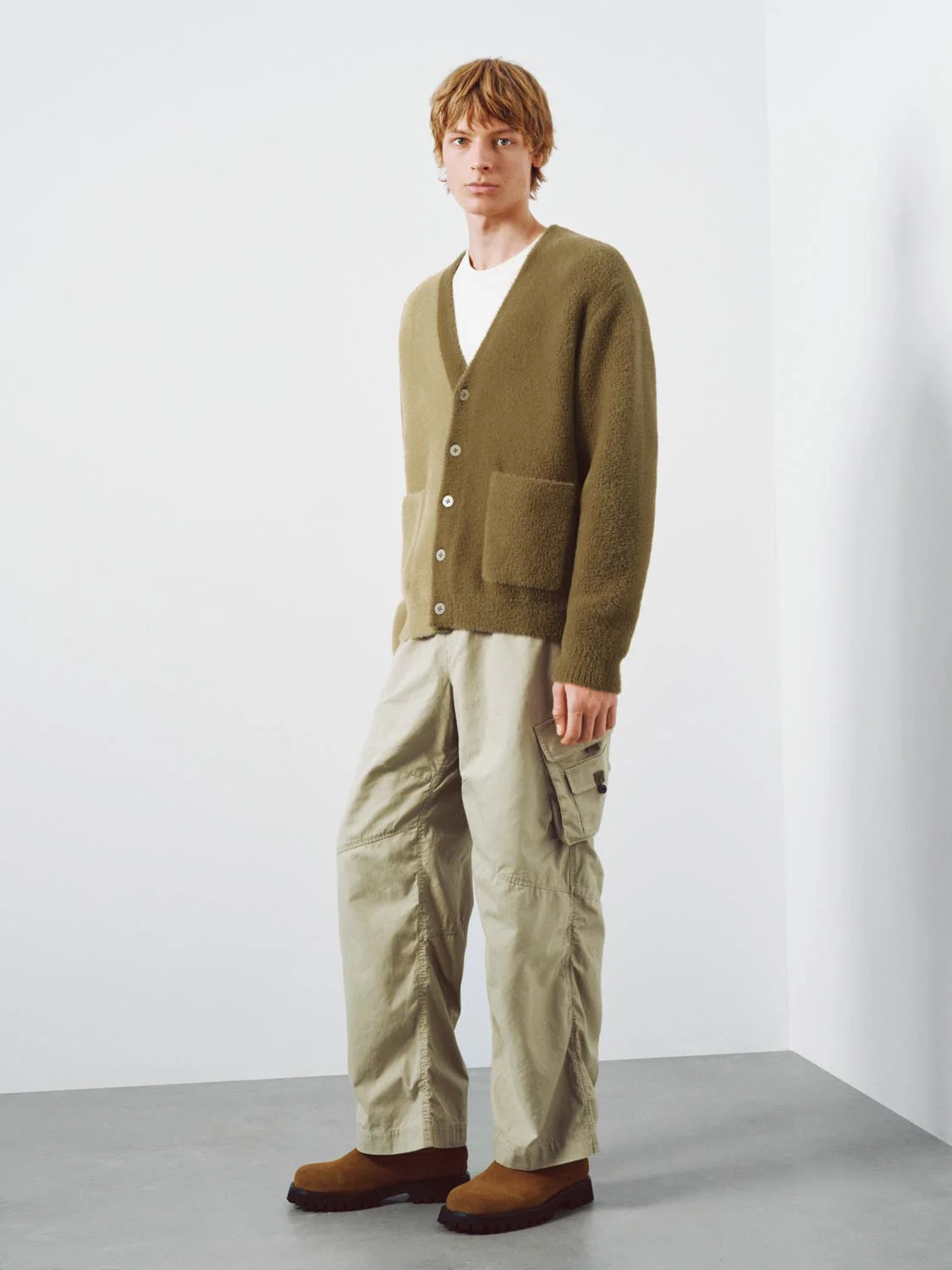 V-Neck Contrast Knitted Cardigans - Image 5