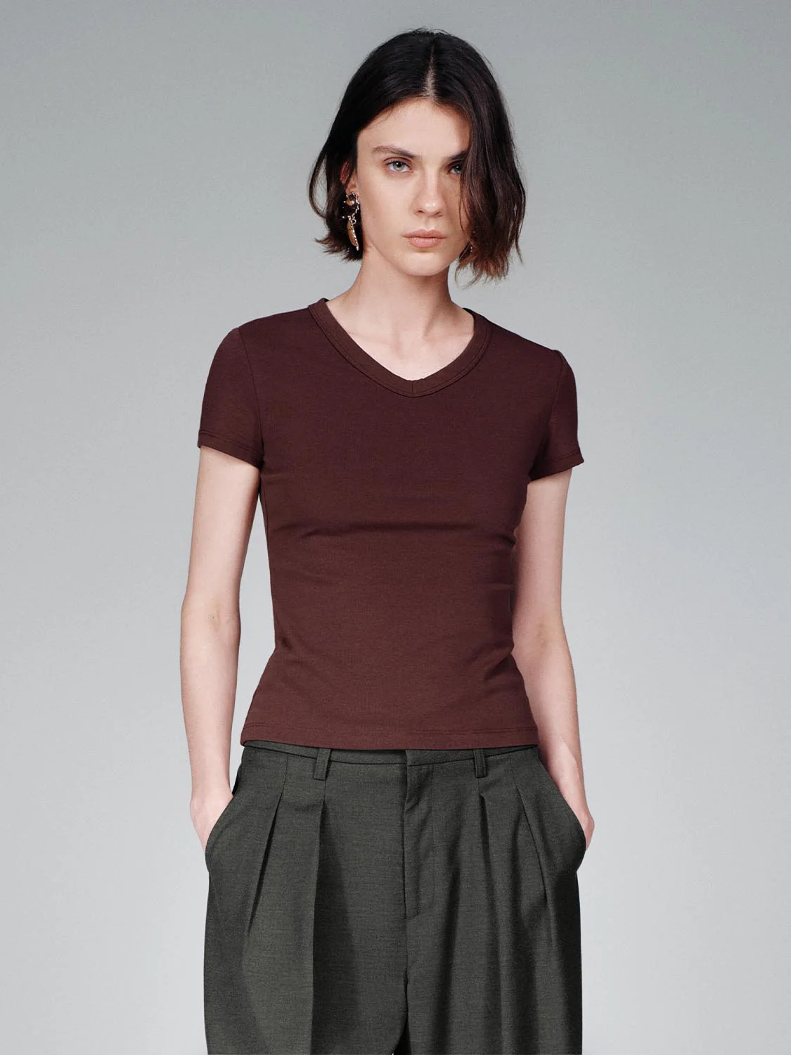 V-Neck Cropped Skinny Fit T-Shirts