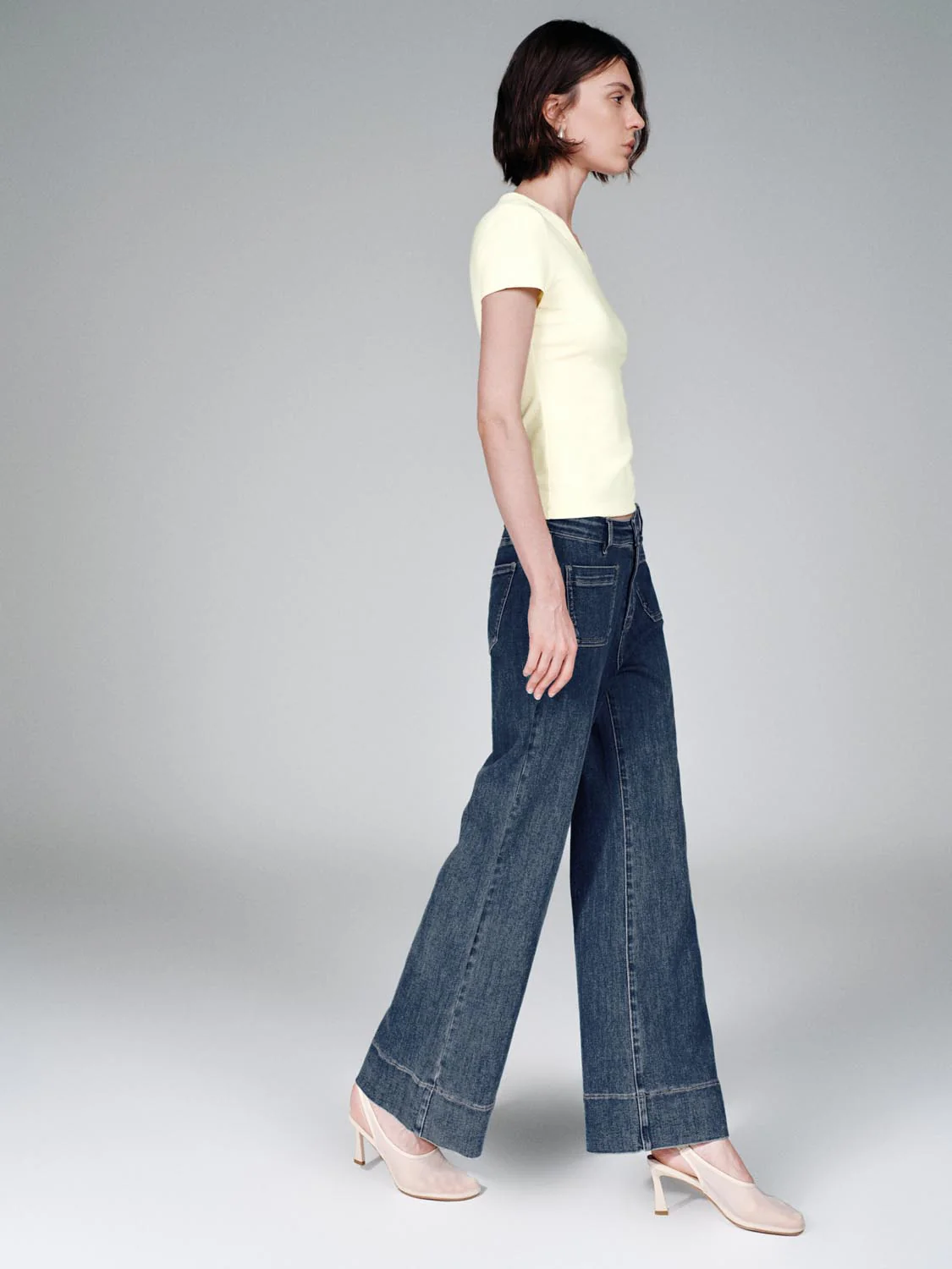 V-Neck Cropped Skinny Fit T-Shirts - Image 21