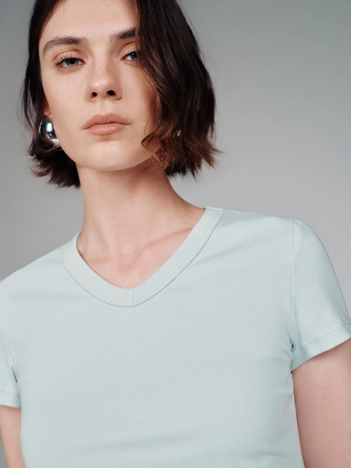 V-Neck Cropped Skinny Fit T-Shirts - Image 35
