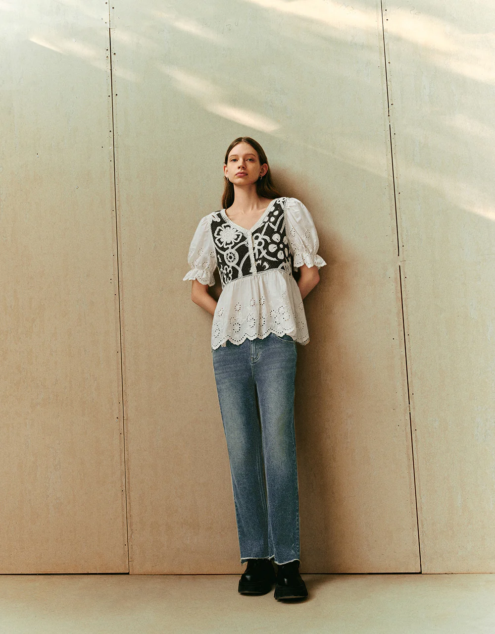 V-Neck Knitted T-Shirt - Image 15